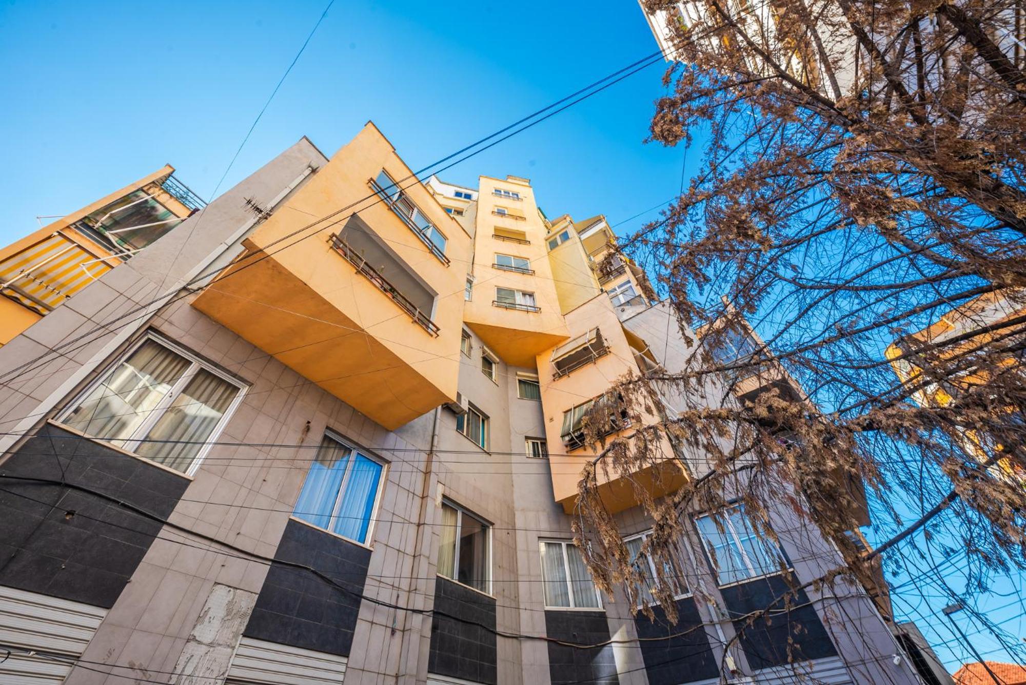 Sisi'S Apartments-Tirana City Center Ngoại thất bức ảnh