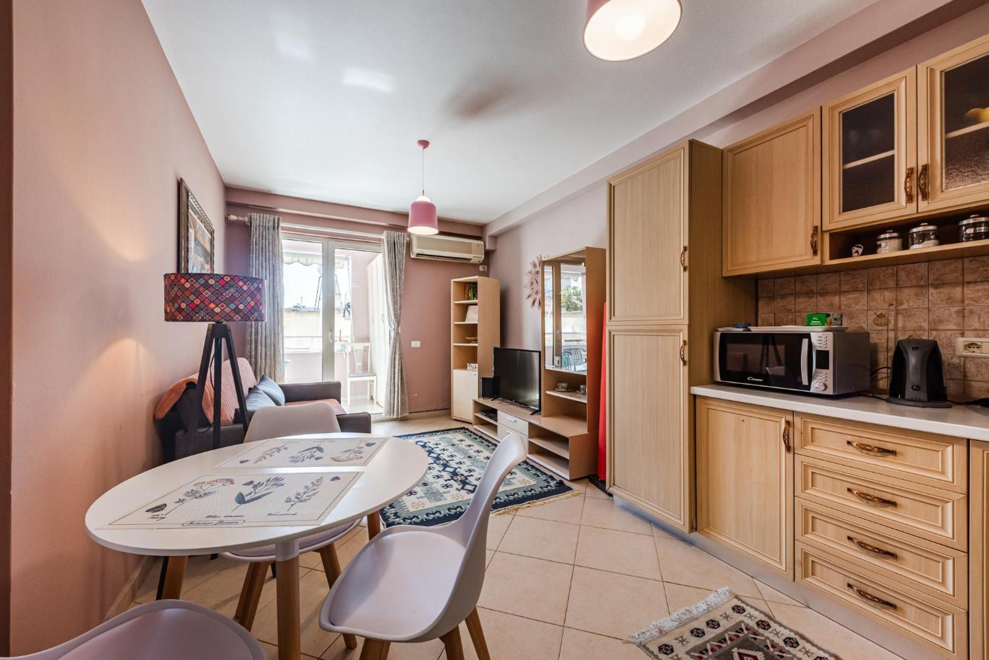 Sisi'S Apartments-Tirana City Center Ngoại thất bức ảnh