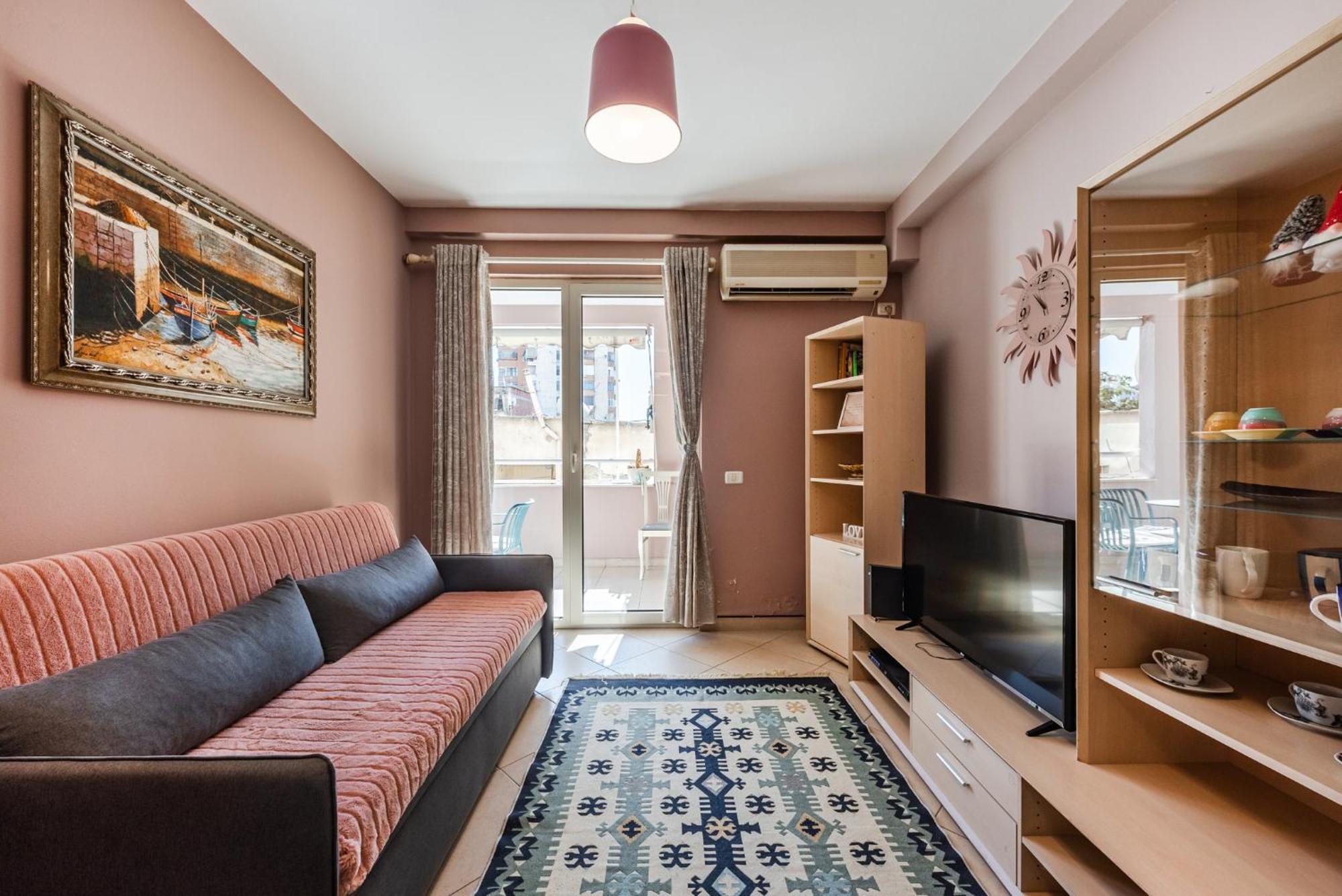 Sisi'S Apartments-Tirana City Center Ngoại thất bức ảnh